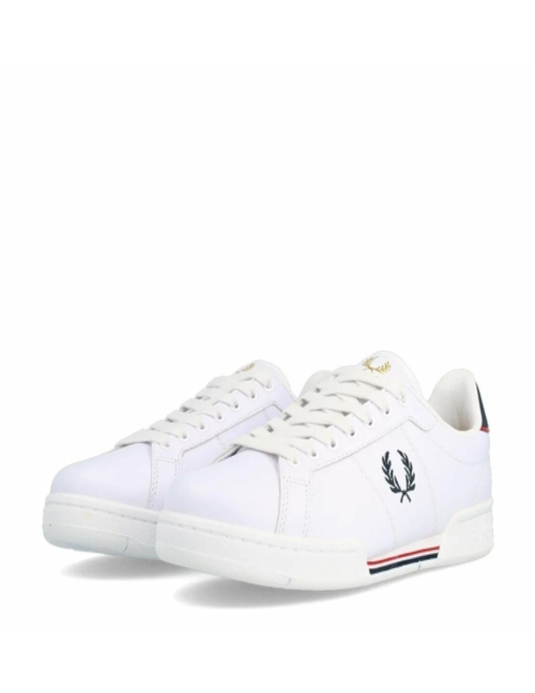 Deportiva Fred Perry blanca con ribetes colores